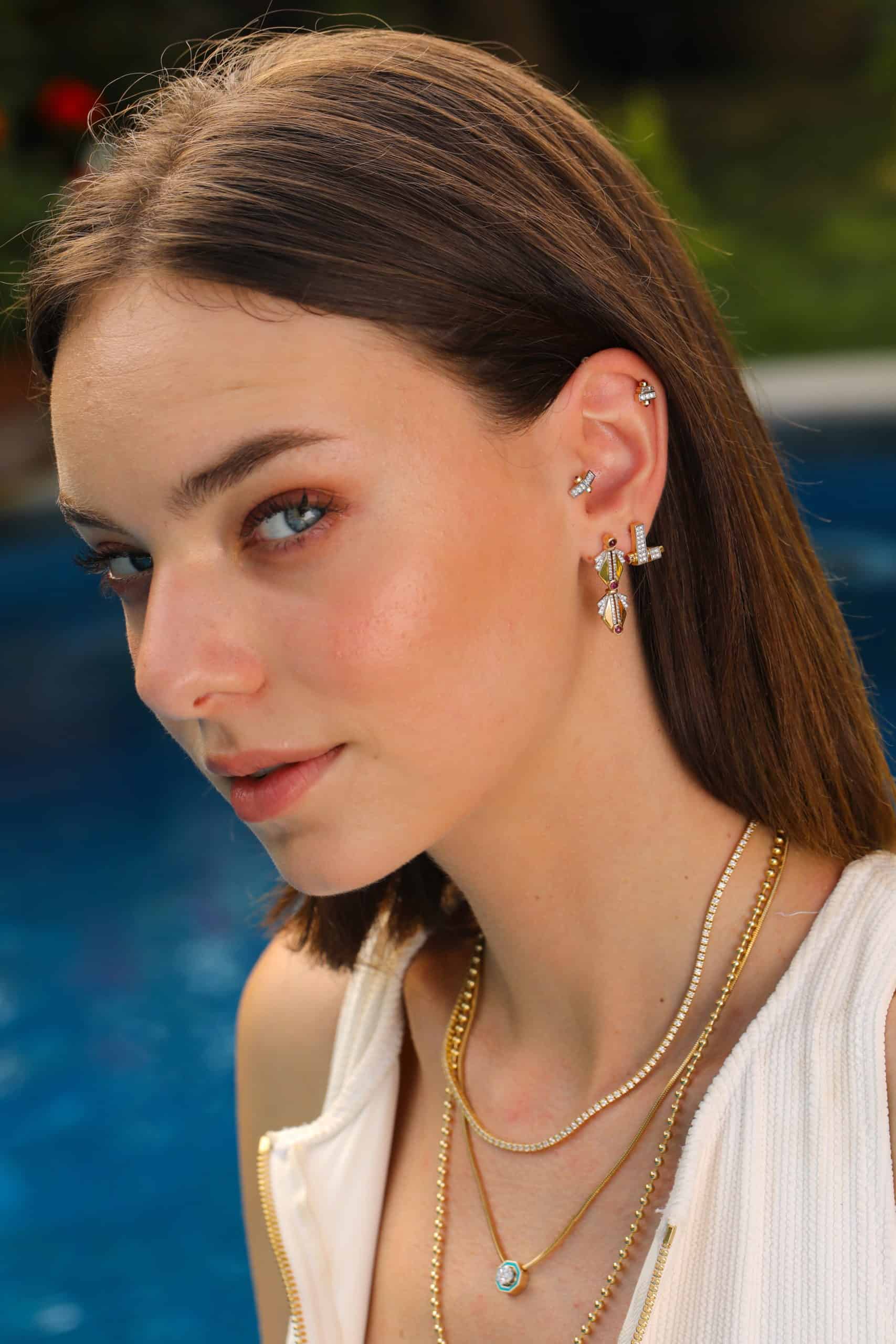 Arya Küpe