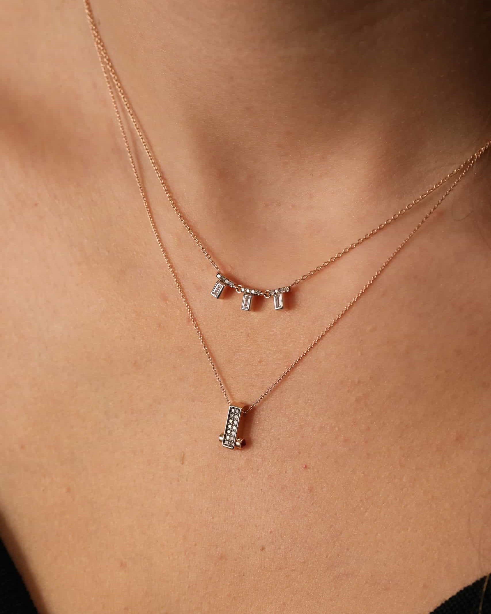 Single Bar Necklace (Brown Diamond)
