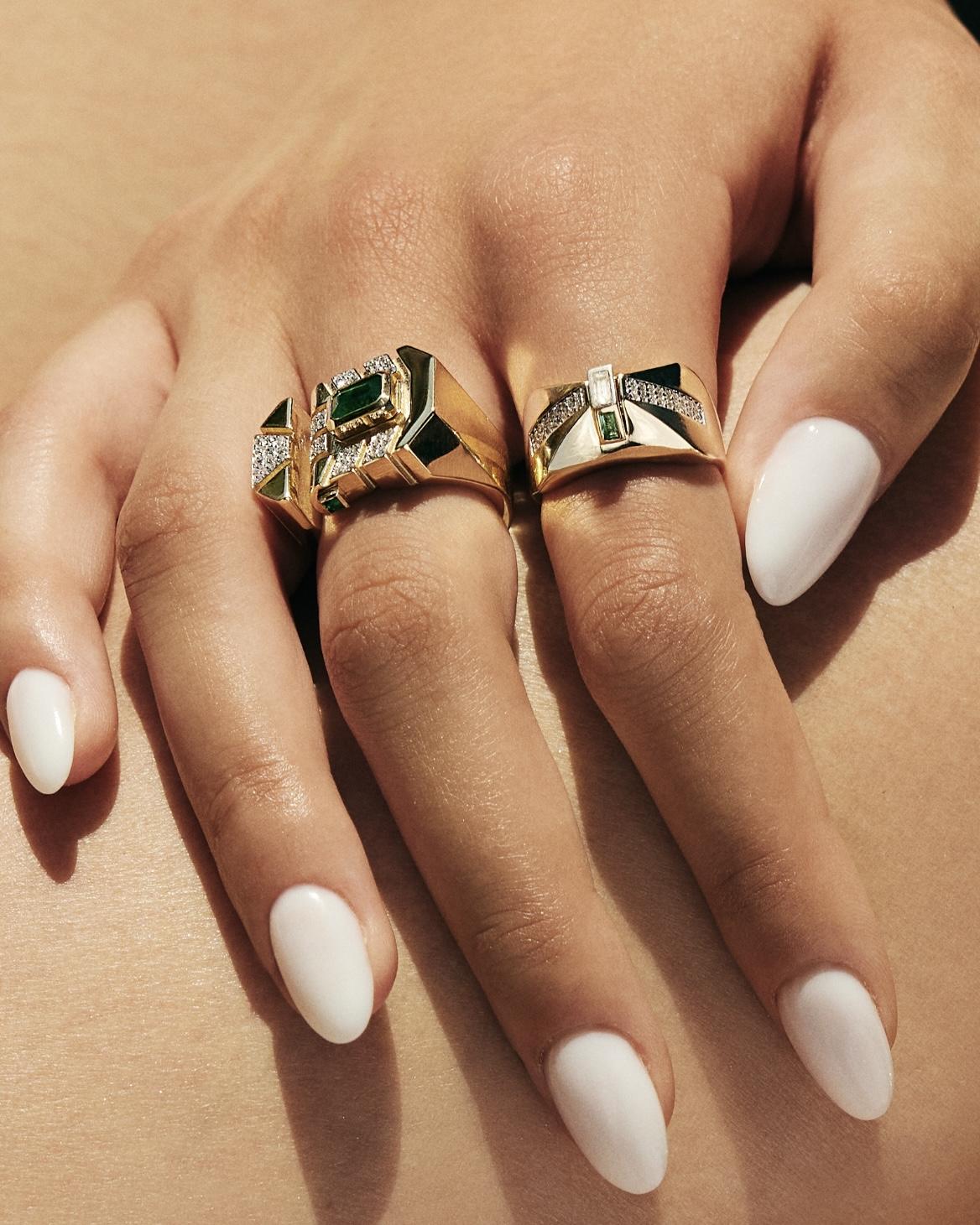 Era Bevel Emerald Yüzük