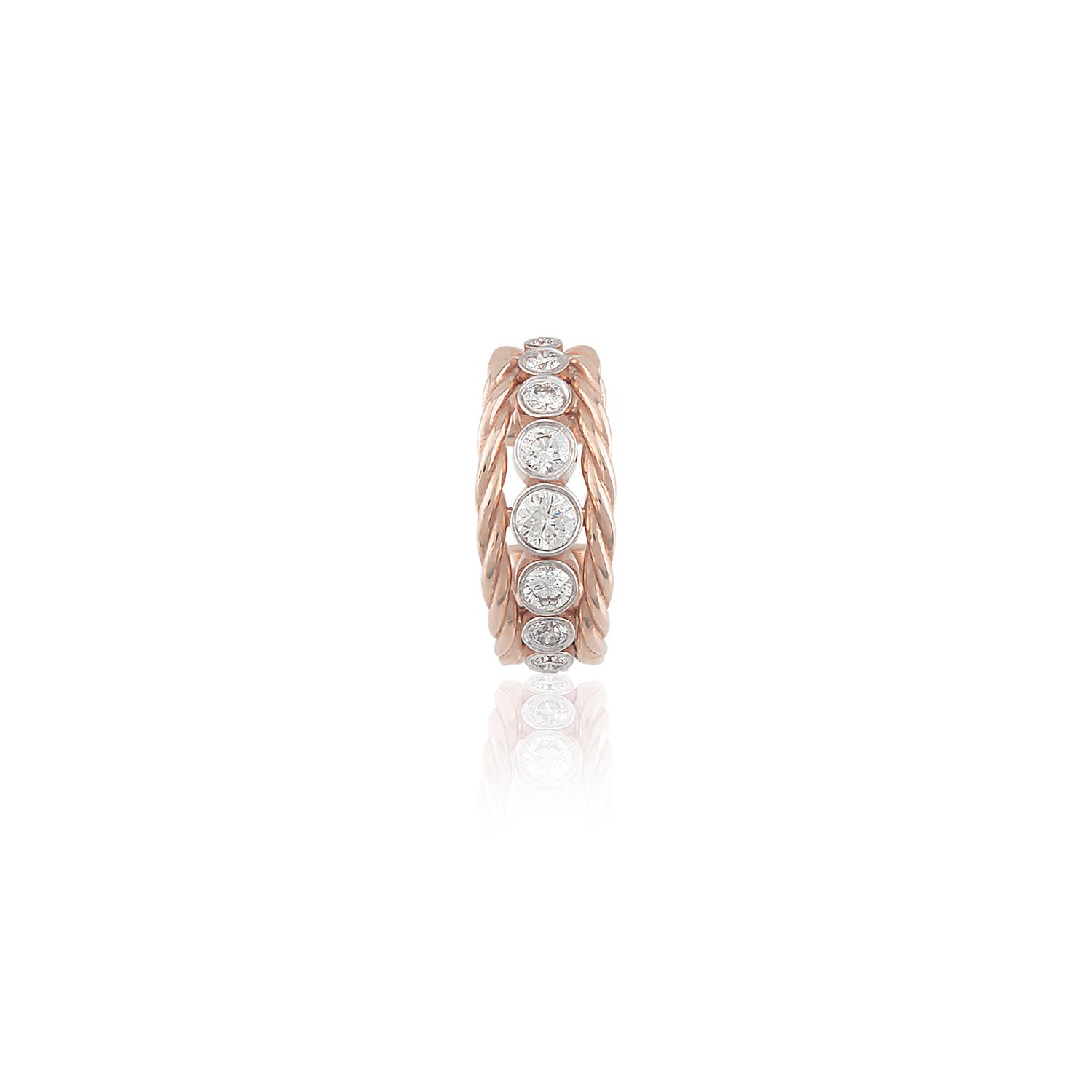 Pirlantali Twist Model Cuff Küpe