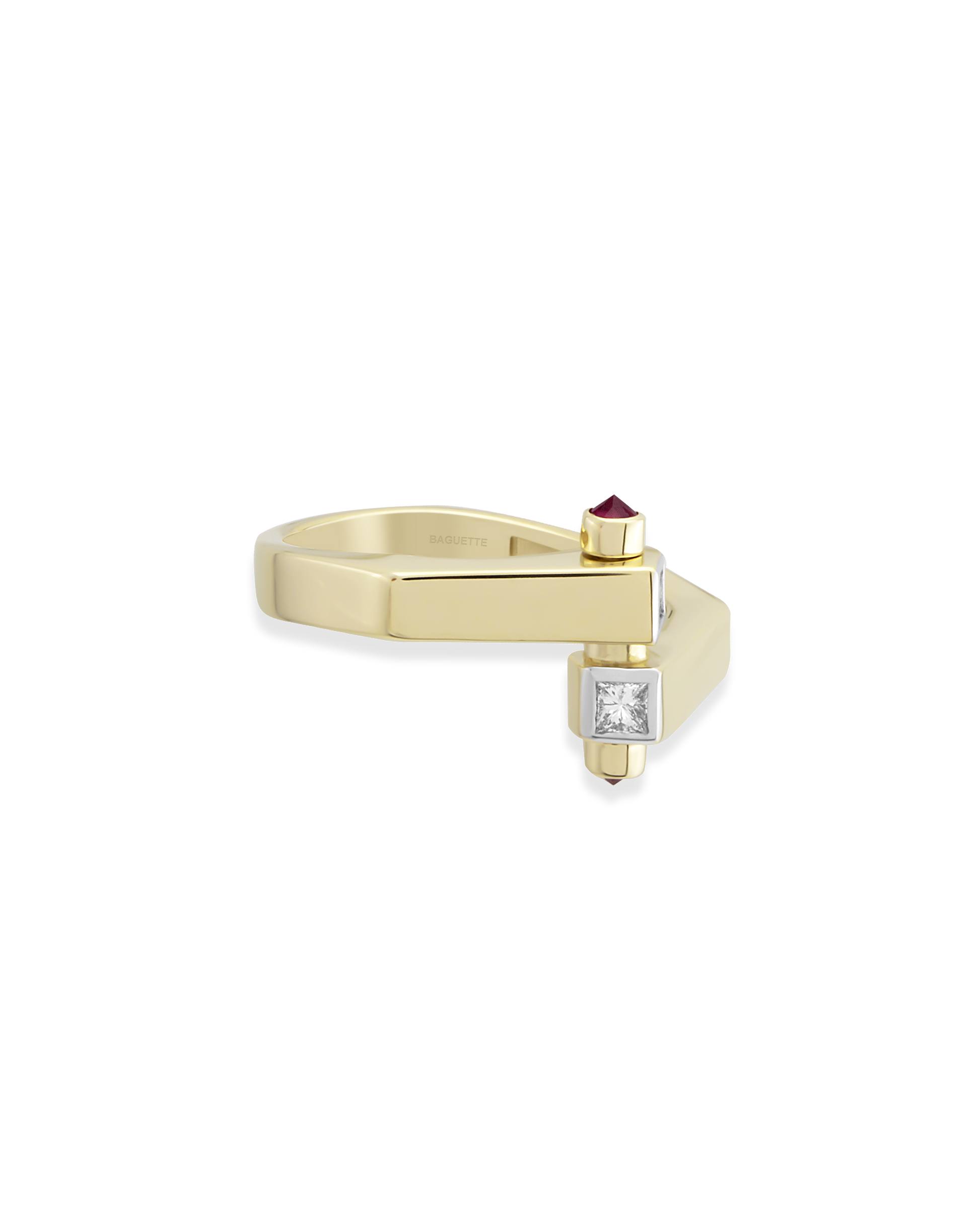 Sia Ring - Meeting in the Middle